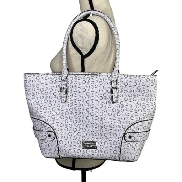 Guess All Over Print Logo Lilac Logo Tote Bag - Rare - Picture 1 of 7